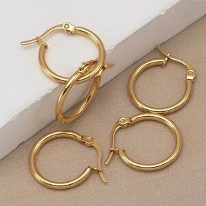 Elegant Gold Hoop Earrings unit $10